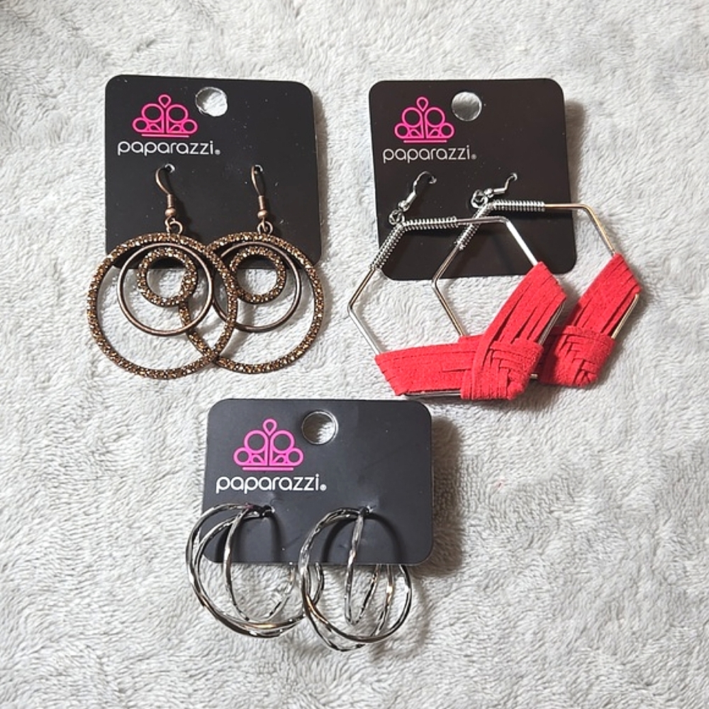 #309 Bundles NWT Paparazzi earring